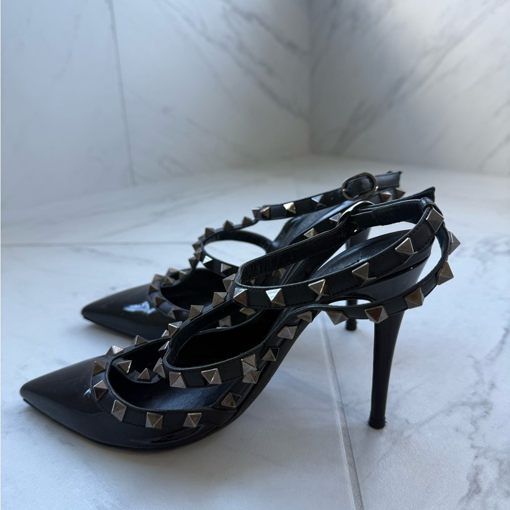 Valentino Black Patent Leather Rockstud Pumps - Picture 4 of 4